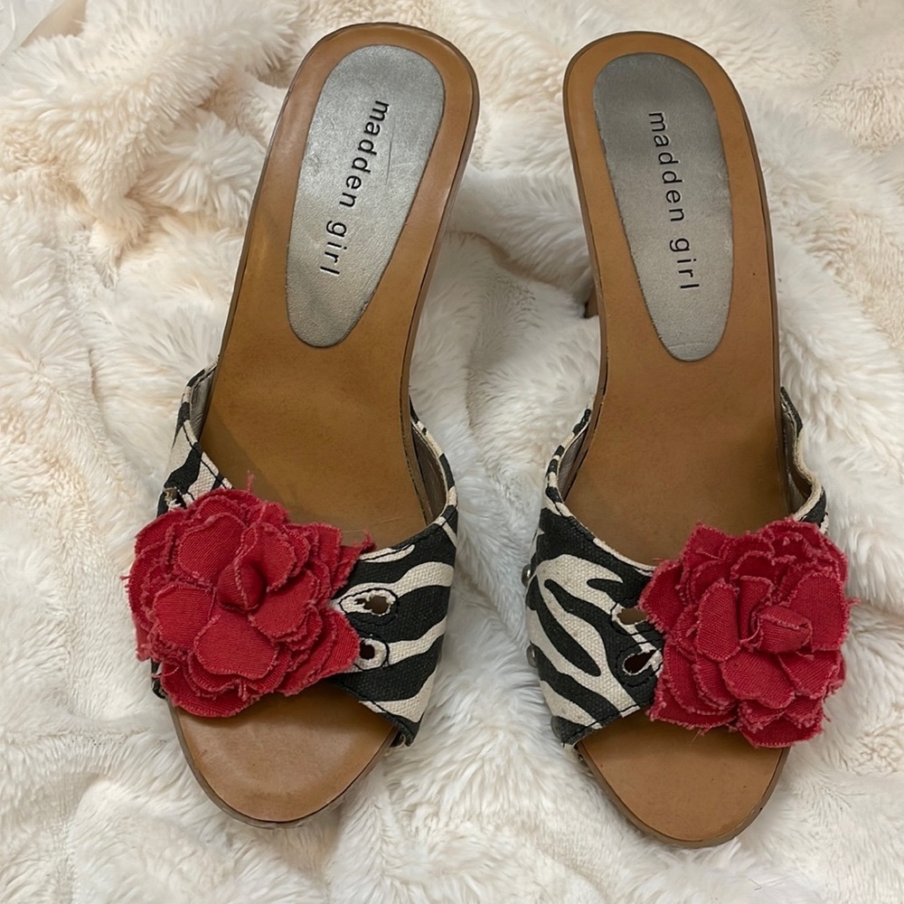 MADDEN GIRL ZEBRA PRINT HEELS